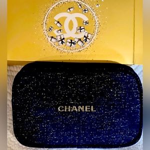 CHANEL  - Lipgloss Trio gift set 2023